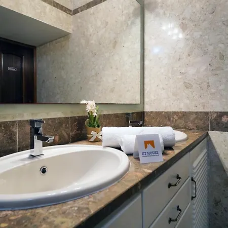Aroeira Beach Villa